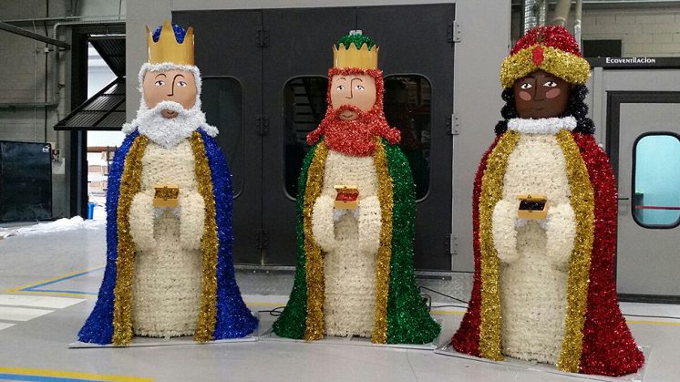 Los tres Reyes Magos que se instalarán en la Fuente de las Batallas. Foto: aG