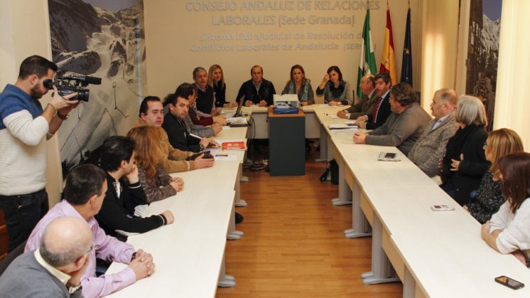 UGT y CCOO prepararán un calendario de movilizaciones en la hostelería de Granada