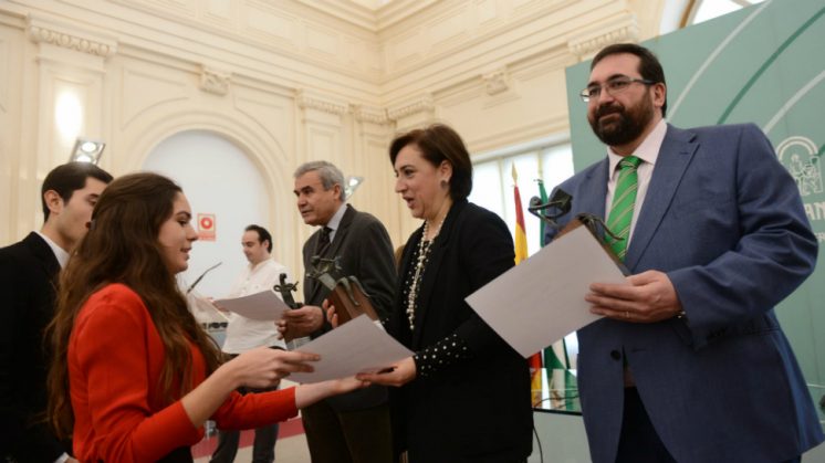 Alumnos de institutos de toda la provincia han sido premiados con este galardón andaluz. Foto: aG