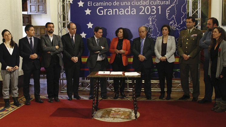 En la reunión han estado presentes todas las instituciones que forman parte del proyecto para conseguir que Granada sea capital cultural en 2031. Foto: Álex Cámara