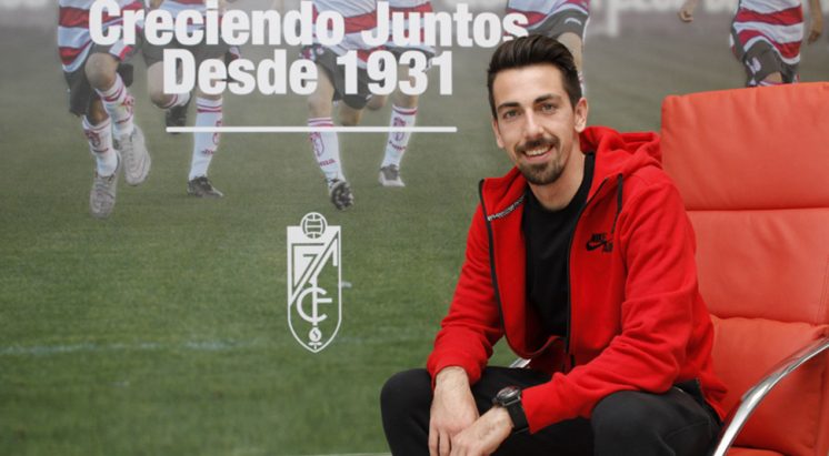 Isaac Cuenca se siente “contento” en el Granada CF ya que el “ambiente es muy bueno”. Foto: Álex Cámara