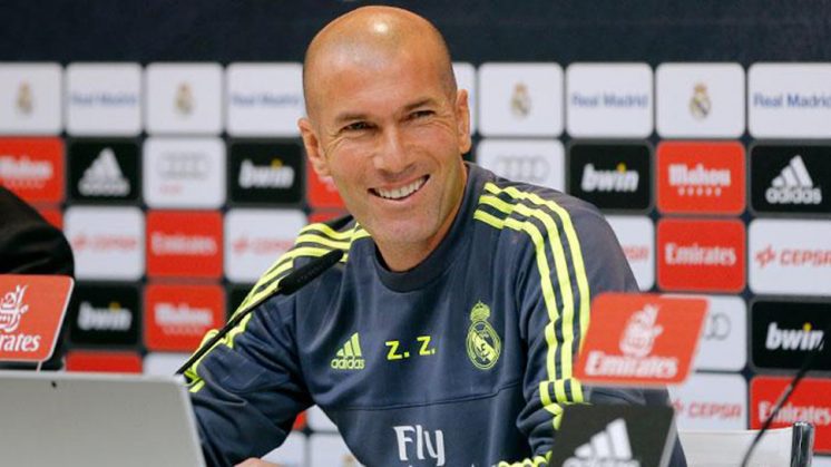 El entrenador del Real Madrid, Zidane, en la sala de prensa. Foto: Real Madrid