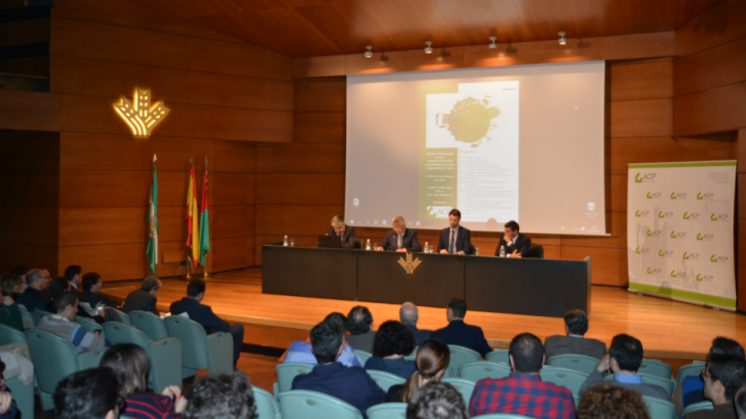 El delegado territorial de Economía y Empleo de la Junta de Andalucía, Juan José Martín Arcos, ha destacado la apuesta del Gobierno andaluz por el urbanismo sostenible. Foto: aG | Junta
