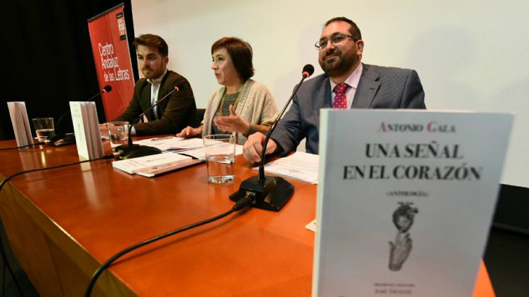 El acto ha tenido lugar en la Biblioteca Andalucía de la capital. Foto: J.MG. | Junta
