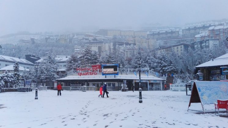 La nieve nueva ha mejorado "sustancialmente" la calidad de superficio esquiable. Foto: aG | Cetursa
