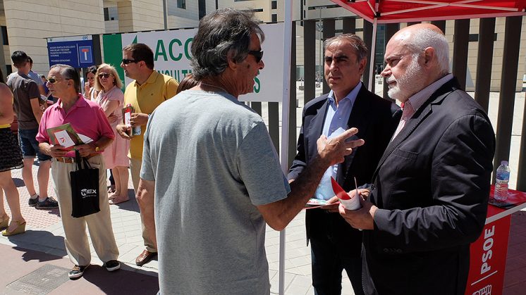 El PSOE ha visitado las instalaciones del Hospital del PTS para dar a conocer sus propuestas. Foto: PSOE / aG