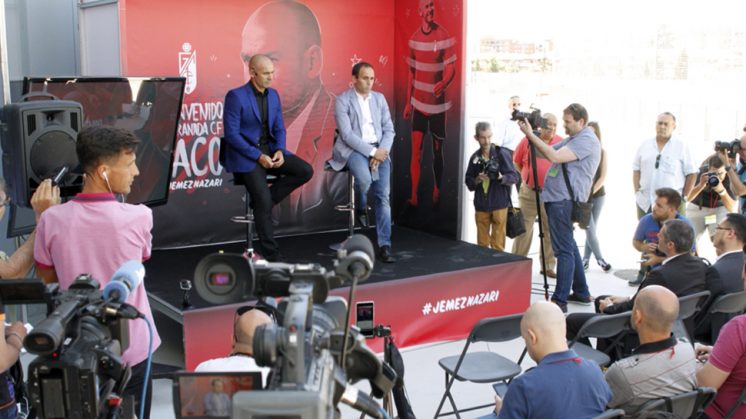 Momento de la presentación ante los medios del director deportivo y el entrenador del Granada CF. Foto: Álex Cámara