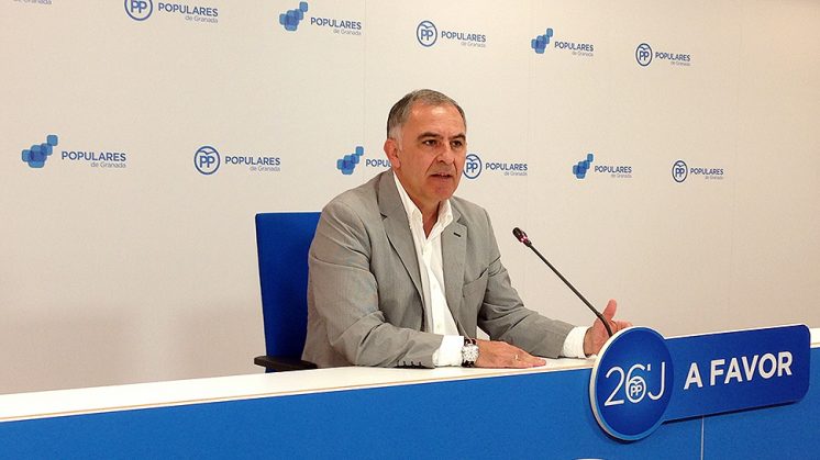 Santiago Pérez, número dos de la candidatura 'popular' y secretario general del partido en Granada. Foto: PP / aG 