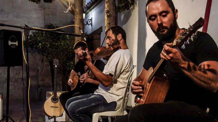Las veladas del Torreón arrancaron a comienzos de julio con un concierto de música celta y mediterránea a cargo de Darash. Foto: aG