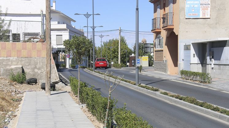 El PP asegura que la Avenida de Andalucía presenta deficiencias en el acerado y pavimento. Foto: aG