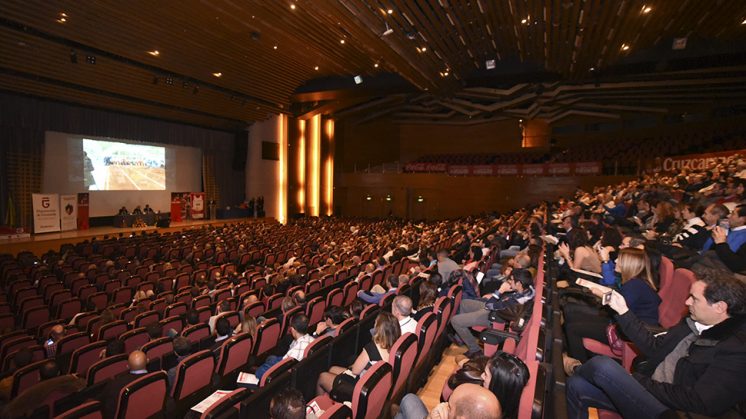 Imagen del acto de clausura del Gran Premio de Fondo Diputación-Cruzcampo 2016, que se ha celebrado en el Palacio de Congresos. Foto: Diputación de Granada