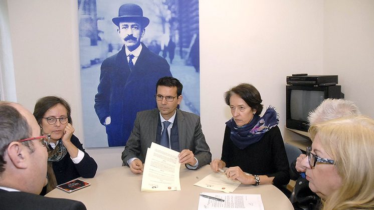Momento de la rúbrica del acuerdo entre el Ayuntamiento y la Fundación. Foto: Ayuntamiento