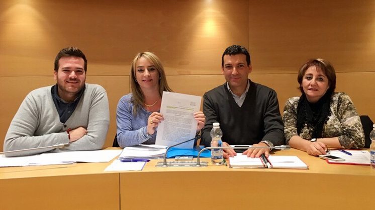 Los cuatro concejales del grupo municipal del PSOE de Huétor Vega. Foto: aG